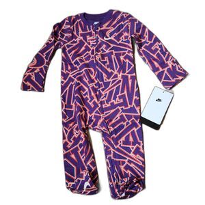 Nike Baby Girl Footed One‑Piece Coverall 6M Cosmo Purple NWT